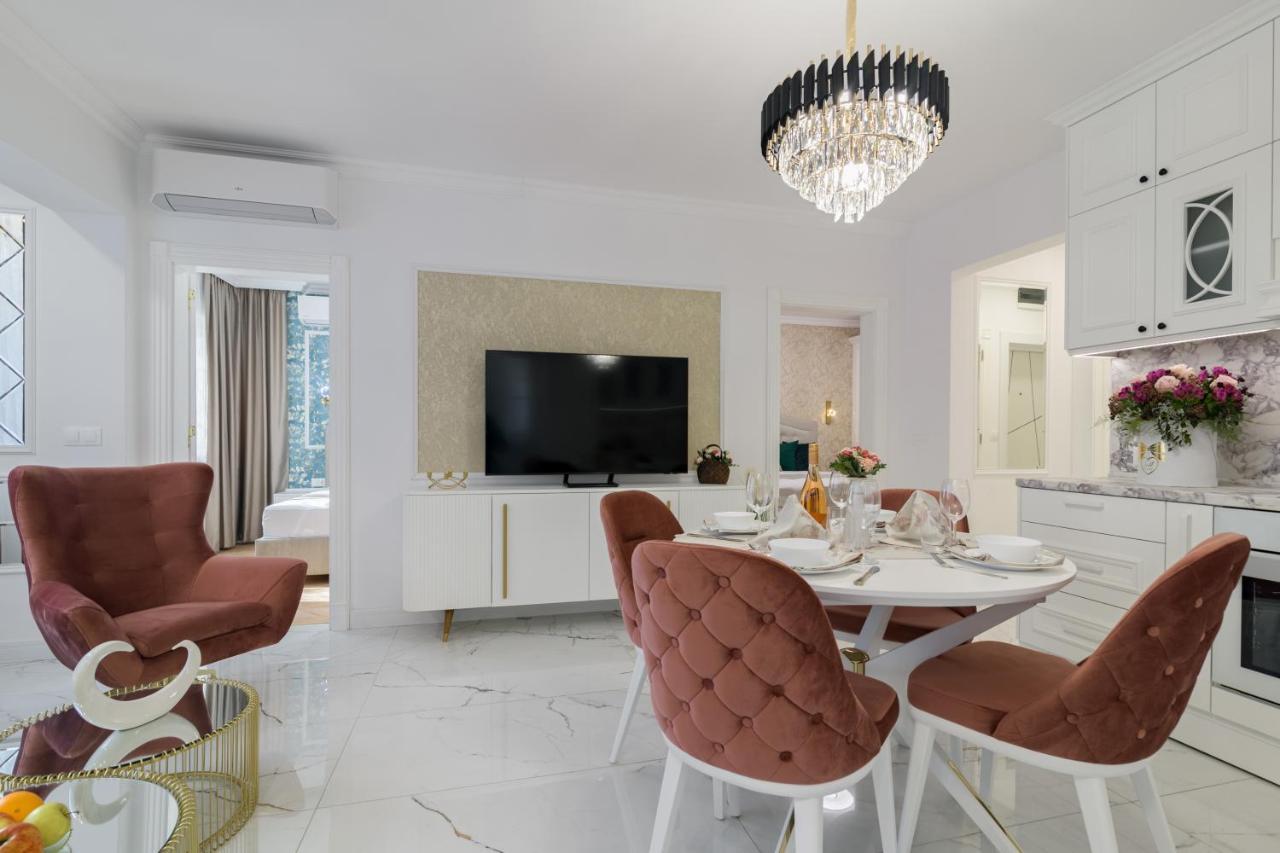 Лукс На Море Luxury Apartment In Downtown With Garage Varna Extérieur photo