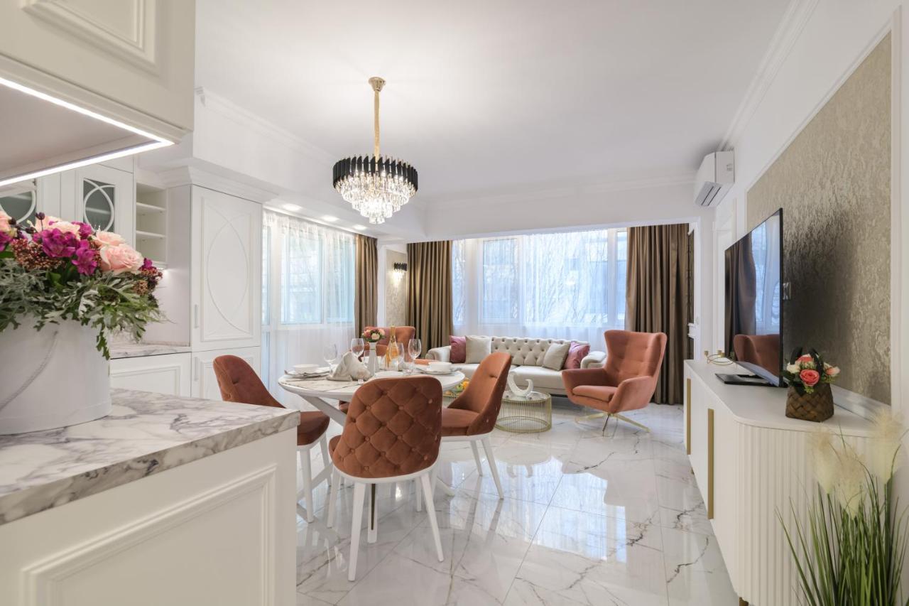 Лукс На Море Luxury Apartment In Downtown With Garage Varna Extérieur photo