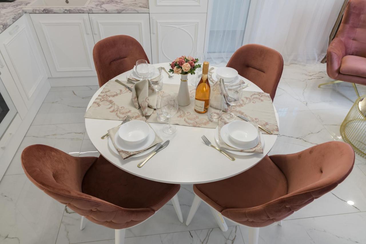 Лукс На Море Luxury Apartment In Downtown With Garage Varna Extérieur photo