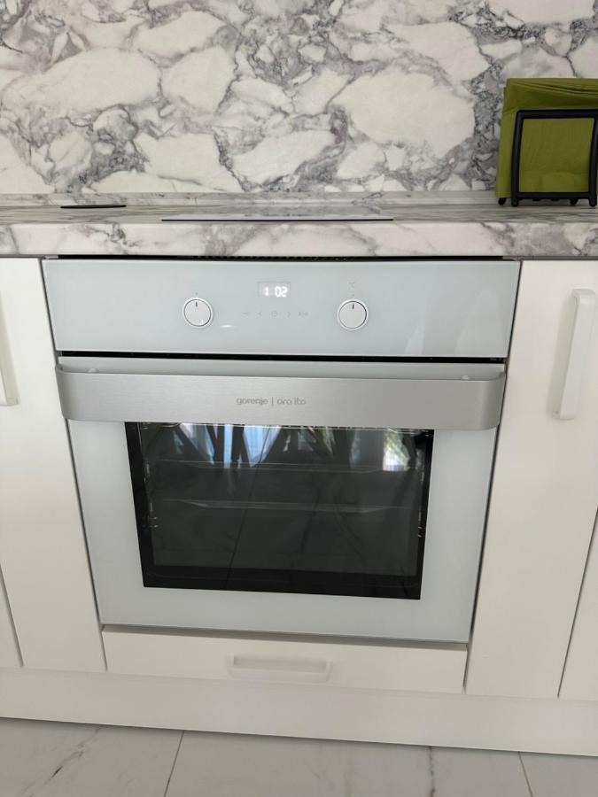 Лукс На Море Luxury Apartment In Downtown With Garage Varna Extérieur photo